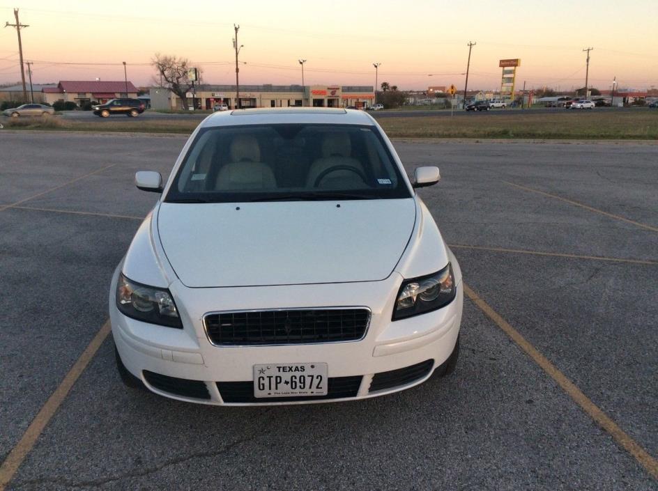 2006 Volvo S40  CLEAN