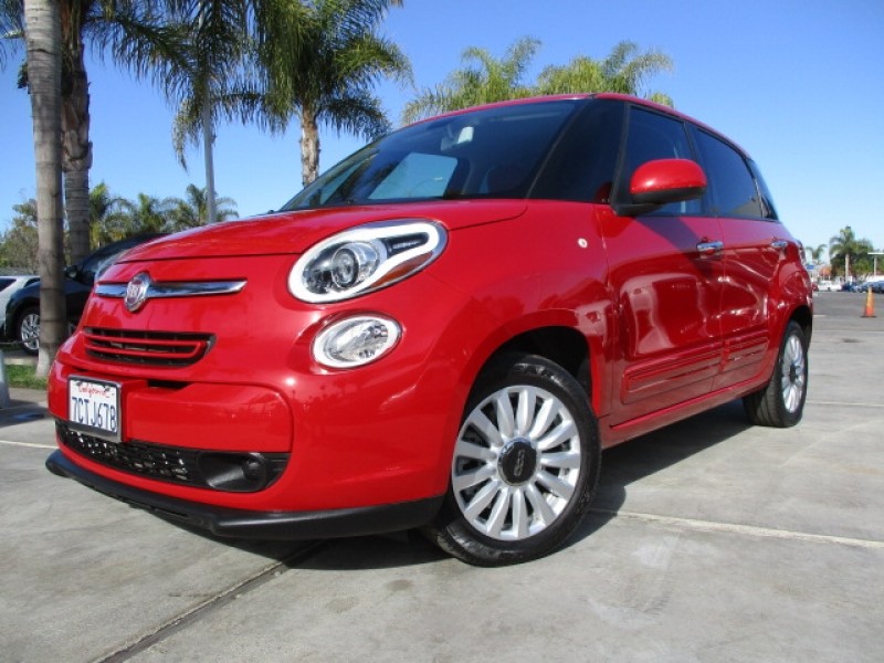 2014 FIAT 500L Easy w/ Navigation ONE OWNER ++Mfg WARRANTY Included++