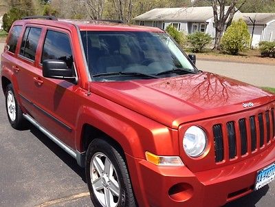 2010 Jeep Patriot  2010 Jeep Patriot 4-WD Automatic POWER MOON ROOF-Excellent Mechanical Condition