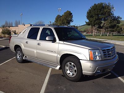 2005 Cadillac Escalade Ext AWD 2005 Cadillac Escalade Ext AWD, LOW Miles, Loaded, Silver/Gray, Bedslide & Cover