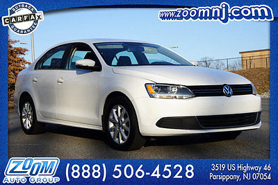 2013 Volkswagen Jetta 4dr Automatic SE w/Convenience/Sunroof In stock Low Miles 4 dr Sedan Automatic Gasoline 2.5L 5 Cyl Candy White