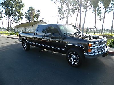 2000 Chevrolet Other Pickups  2000 chevy longbed crew cab 3500 LS