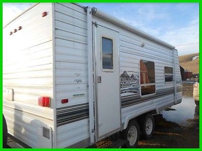 2005 Forest River Wildwood 22FBLE 22' Travel Trailer Awning Solar Panel on Roof