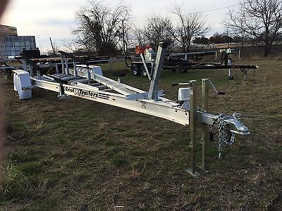 2016,  32 ft Triple axel boat trailer, Less than 10 miles on it.