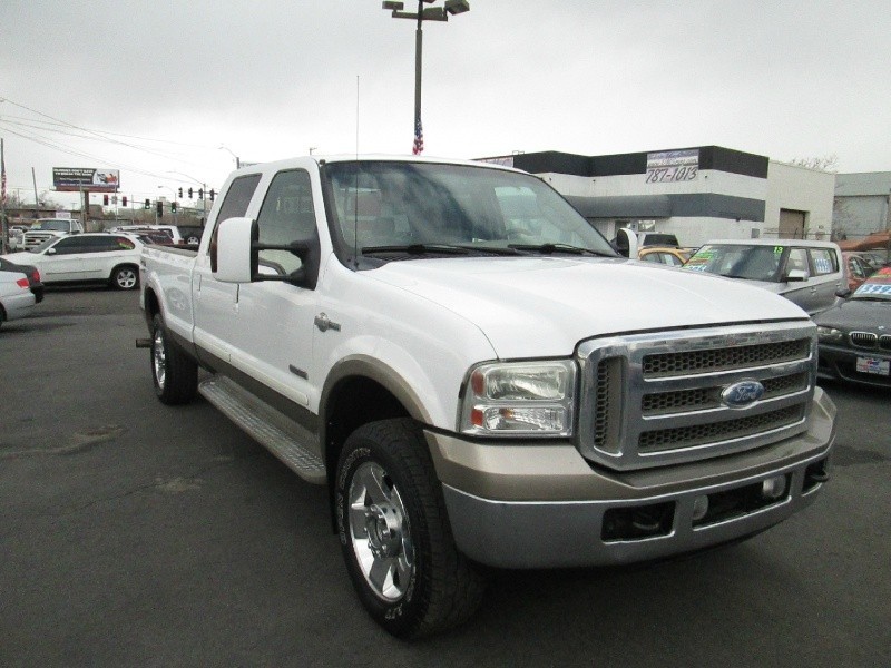 2006 Ford Super Duty F-250 Crew Cab LONG BED!! 156 XL 4WD KING RANCH