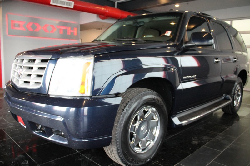 2004 Cadillac Escalade AWD!