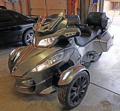 2013 Can-Am RT-S  2013 Can-Am Spyder RT-S SE5