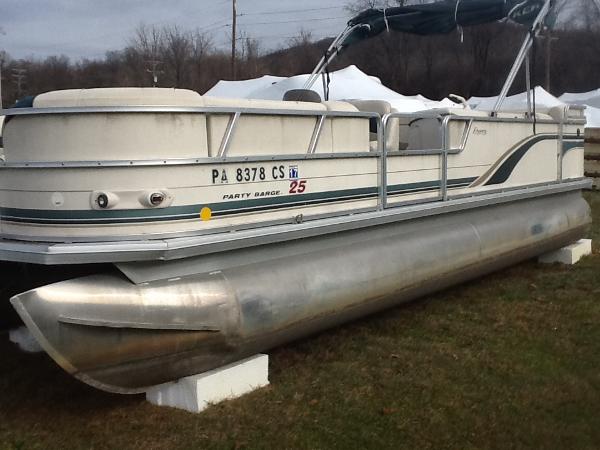 2003 Sun Tracker PARTY BARGE 25 Regency Edition