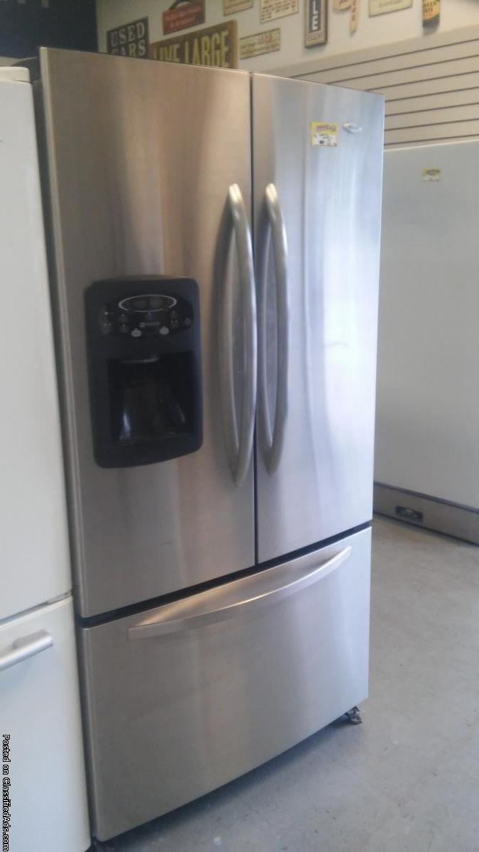 MAYTAG STAINLESS FRENCHDOOR FRIDGE