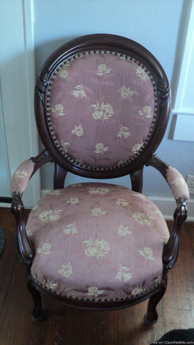 Victorian Gents Parlor Chair