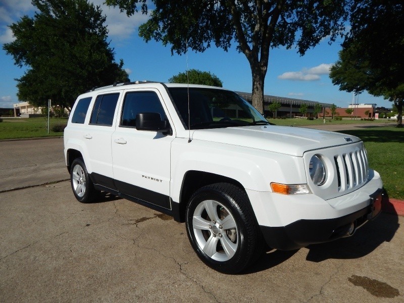 2011 Jeep Patriot FWD 4dr Limited LEATHER/ SUNROOF/ WARRANTY/ FINANCING