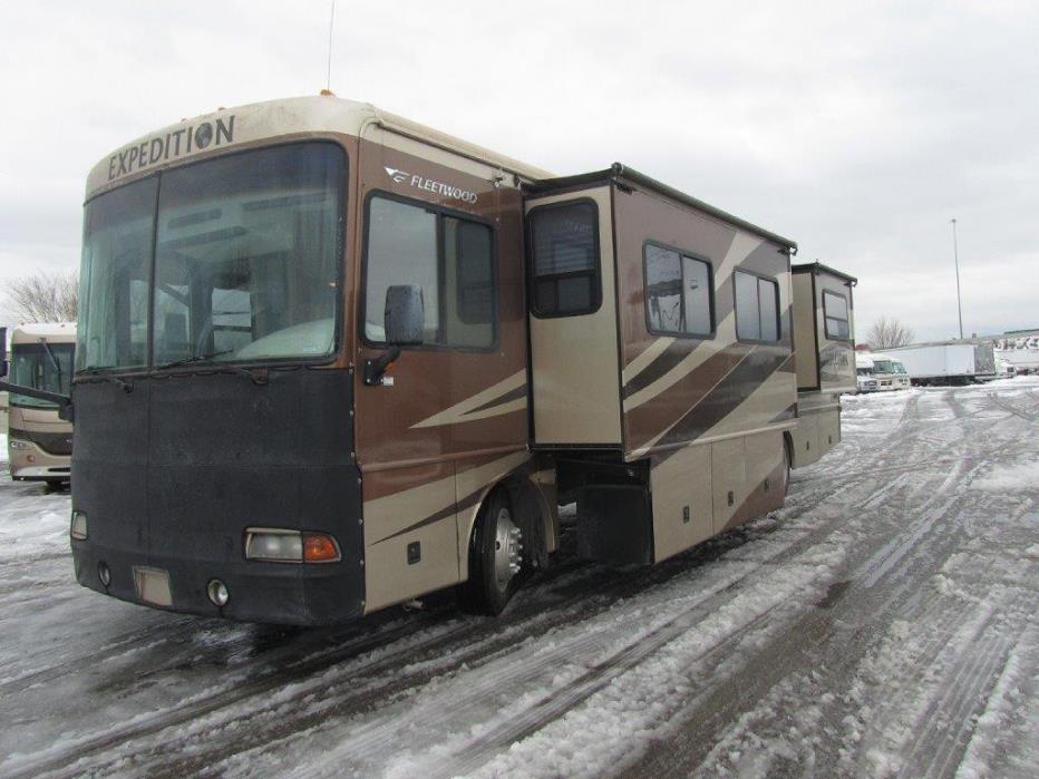 2005 Fleetwood EXPEDITION 38N