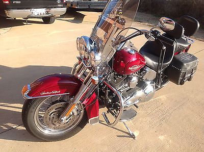 Harley-Davidson : Softail If you like a Harley Softail you will love this 2006 Hertiage Softail Classic