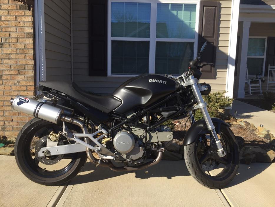 2001 ducati monster 600