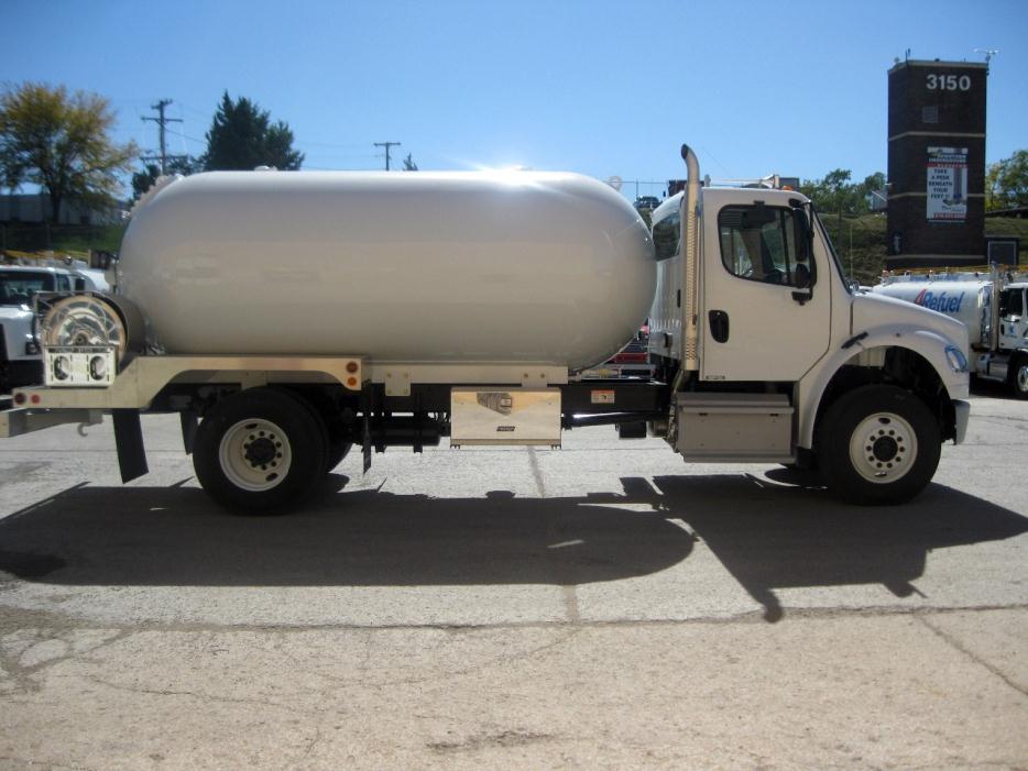 2015 Freightliner Business Class M2 106