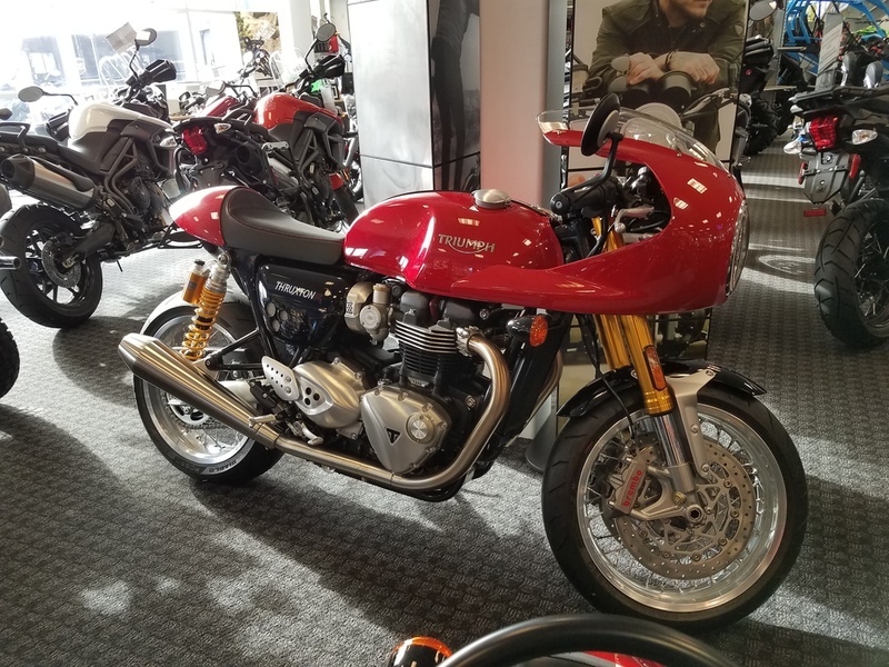 triumph thruxton 1200 fairing kit