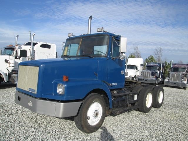 1993 White/Gmc Wg64t  Conventional - Day Cab