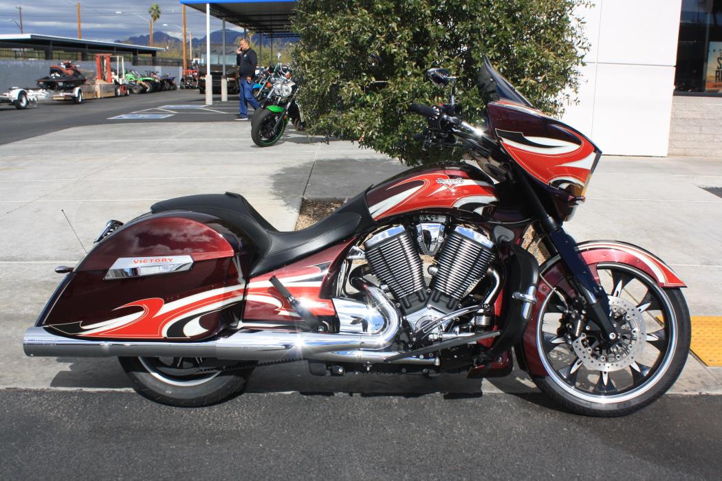 2015 Victory Cross Country Magnum Ness