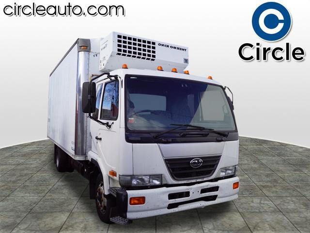 2008 Nissan Ud23lp 25995gvw  Refrigerated Truck