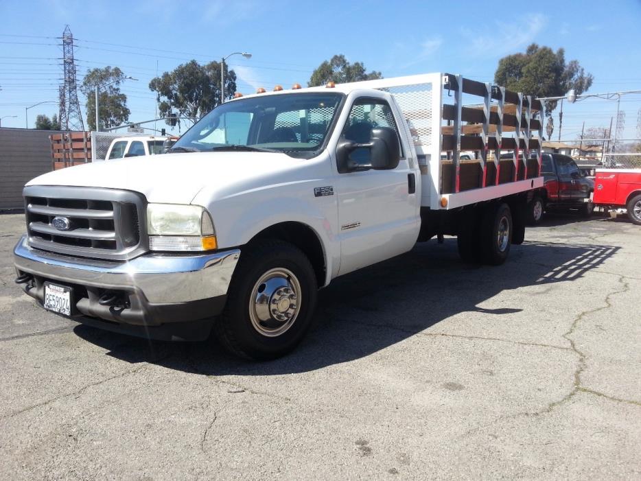 2004 Ford F350  Contractor Truck