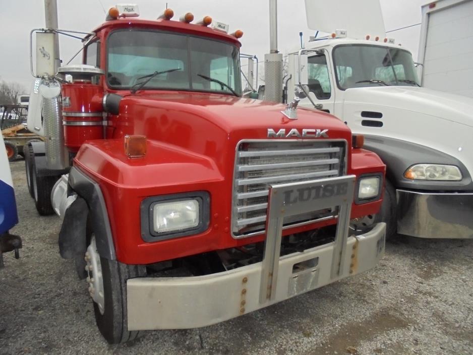 1999 Mack Rd688s  Cab Chassis