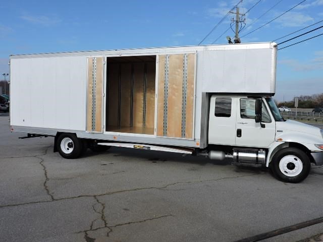 2012 International Durastar 4300  Moving Van