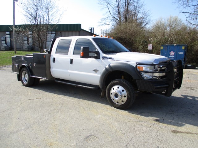 2011 Ford F-550  Flatbed Truck