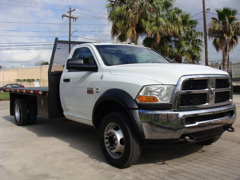2011 Ram Ram Chassis 5500  Flatbed Truck