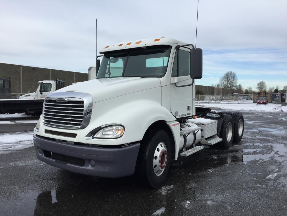 2010 Freightliner Columbia Cl12064st  Tractor