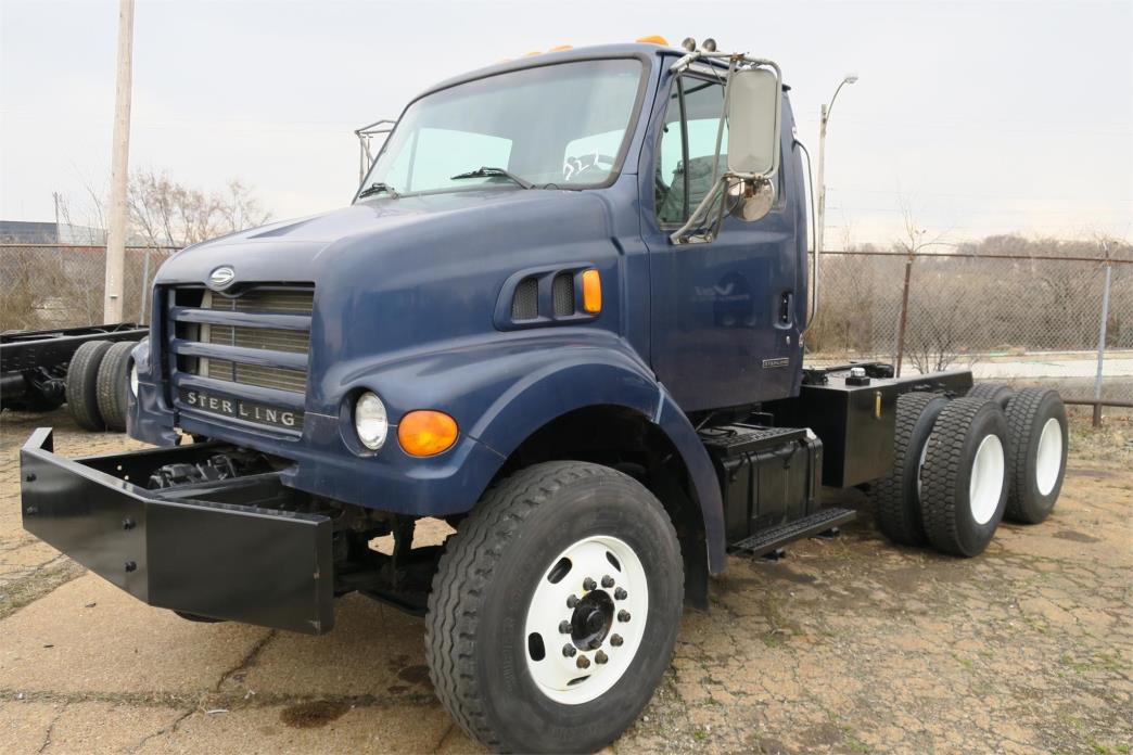 2002 Sterling Lt7500  Cab Chassis