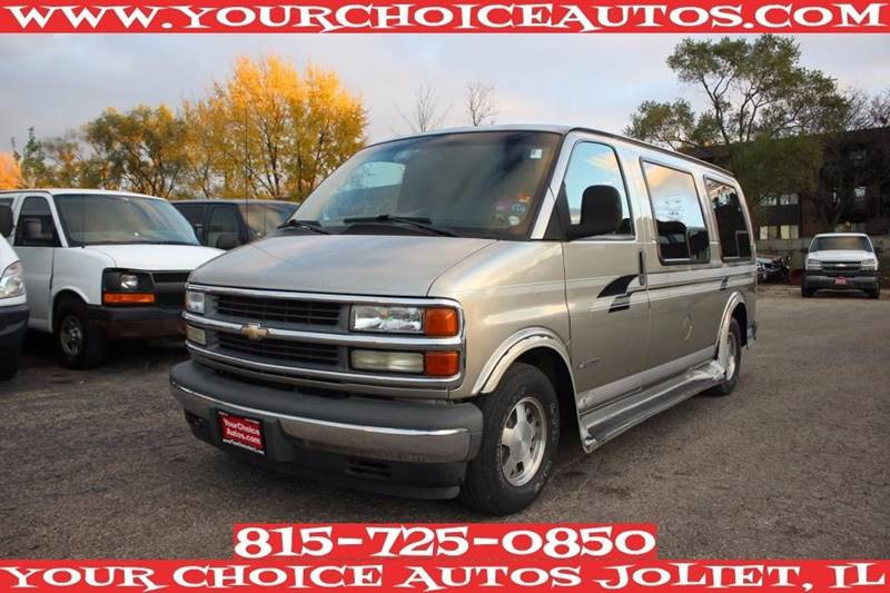 2002 Chevrolet Express  Passenger Van