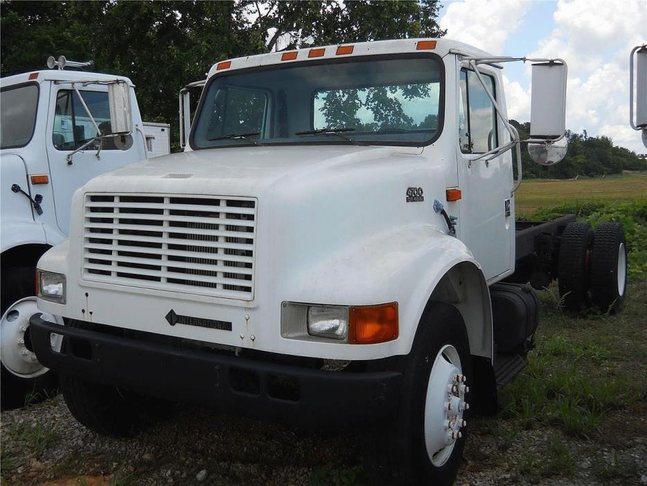 1998 International 4700  Cab Chassis