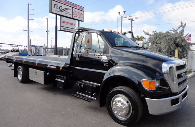 2011 Ford F650  Car Carrier