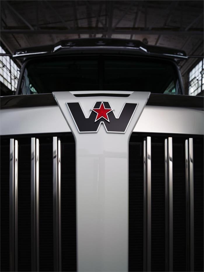 2017 Western Star 5700xe  Conventional - Sleeper Truck