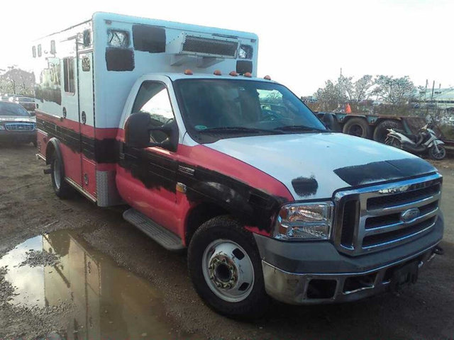 2005 Ford F-350 Ambulance Or Enclosed Utility Service Truck  Ambulance