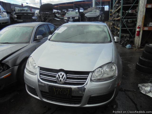 Parting out - 2008 VW Jetta - Silver - Parts - 17027