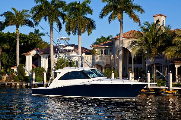 2012 Cabo Yachts 44 HTX