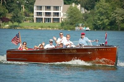 1940 25 foot  Chris Craft Sportsman, Classic Wooden Boat