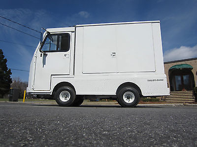Taylor Dunn Electric Mini Truck Van Cart Industrial  / NICE / 70 PICS