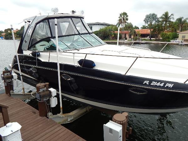 2012 Monterey 340 Sport Yacht
