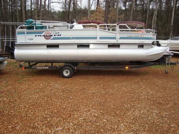 1994 Sun Tracker 210 Party Barge