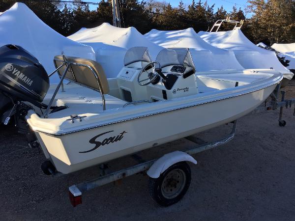2017 Scout Boats 151