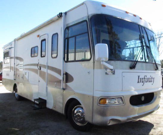 2002 Four Winds Infinity 32R