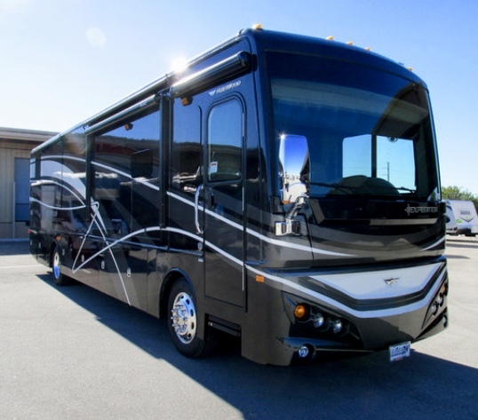 2015 Fleetwood EXPEDITION 38K