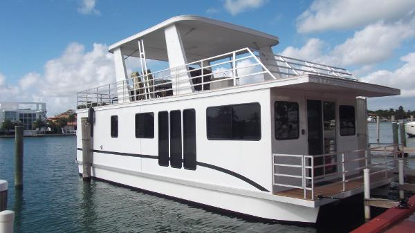 houseboats-for-sale-in-florida