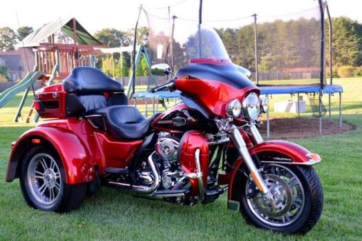 harley davidson tri bike
