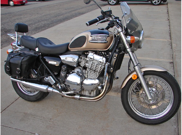 triumph thunderbird 900 for sale