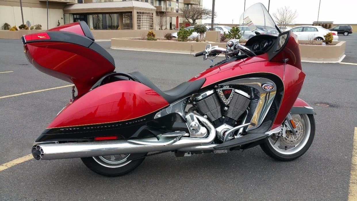 2009 victory vision