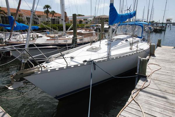 1983 Beneteau First 42 Shallow Draft in Clearwater, FL