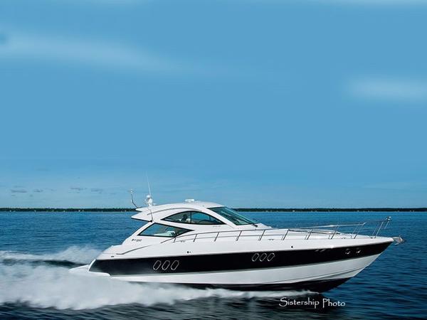 2009 Cruisers Yachts Sport Coupe